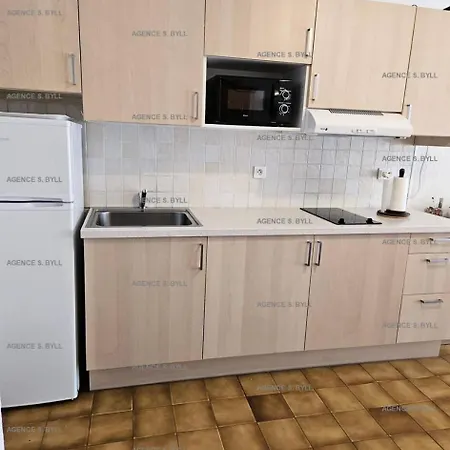 Heliovillage - Maisons & Pour 4 Personnes 764 - Naturiste * Agde